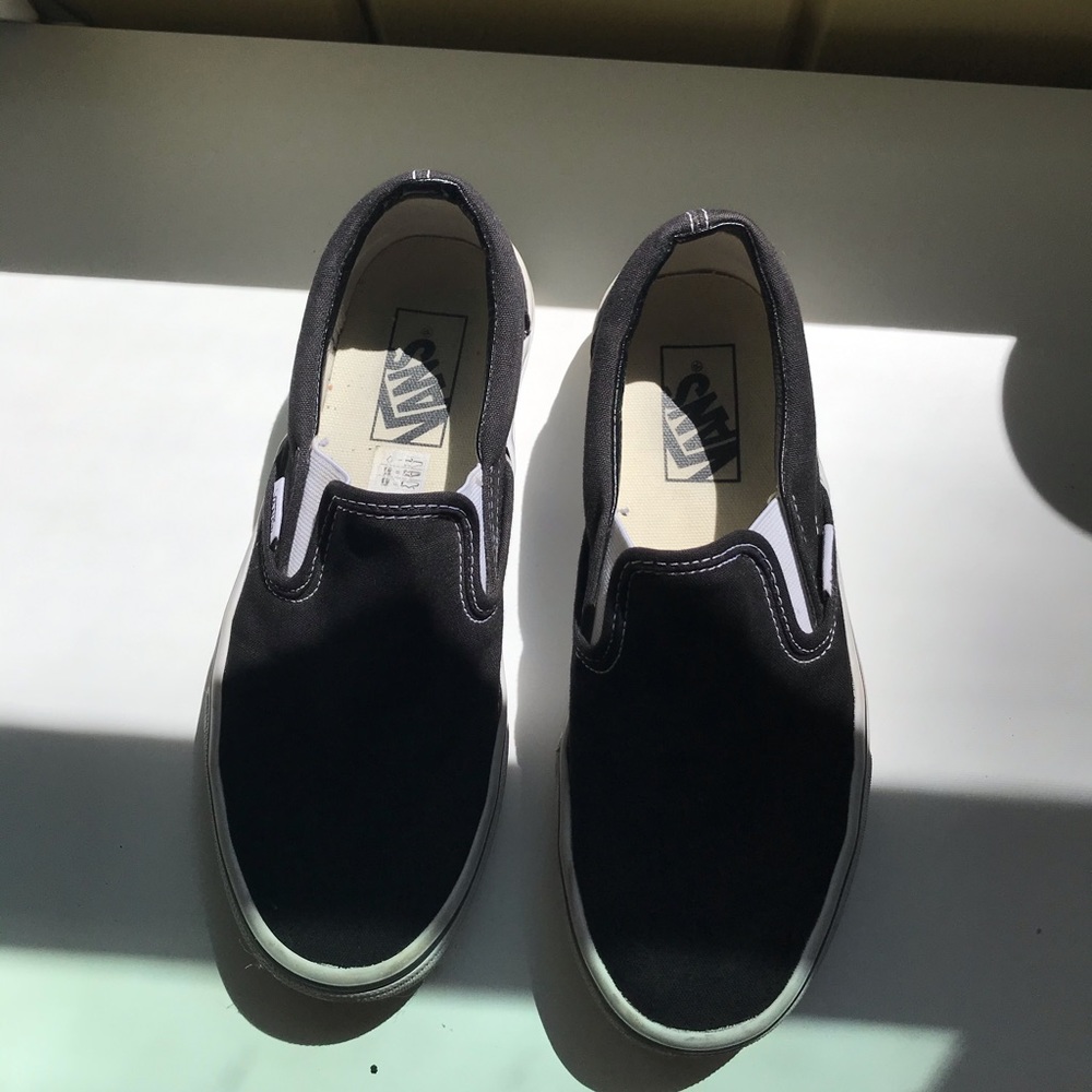 black vans